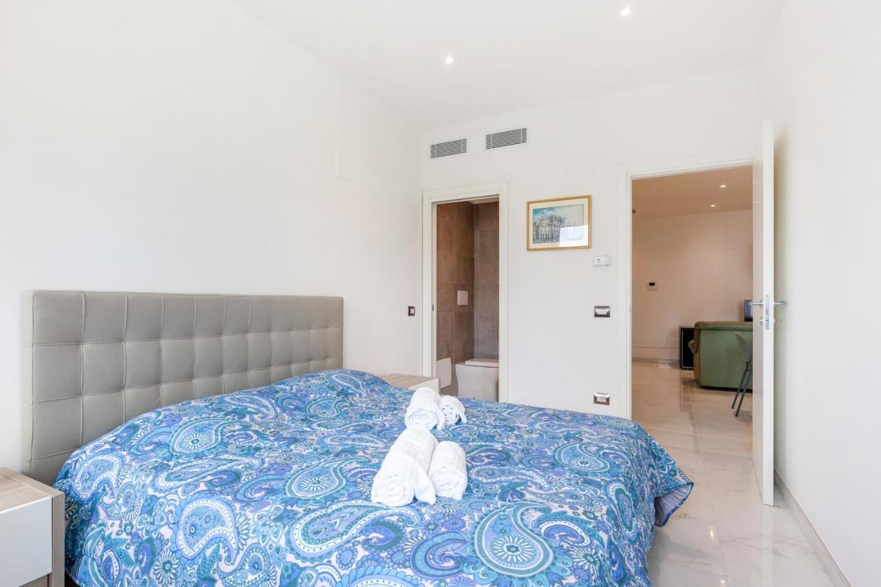 Seaside Flat With Swimming Pool And Private Parking Apartamento Calambrone Exterior foto